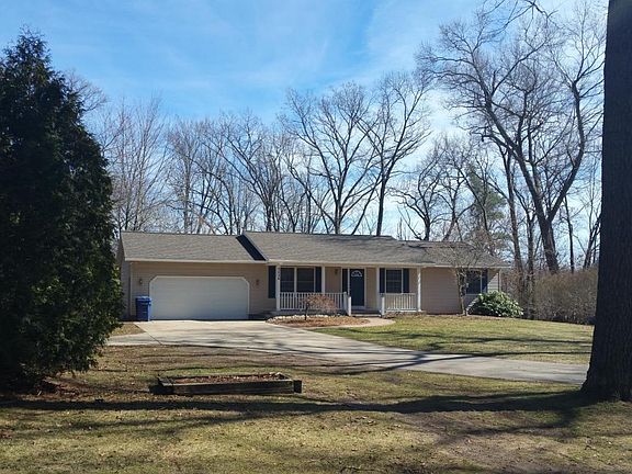 4th image of 2426 Dels Dr