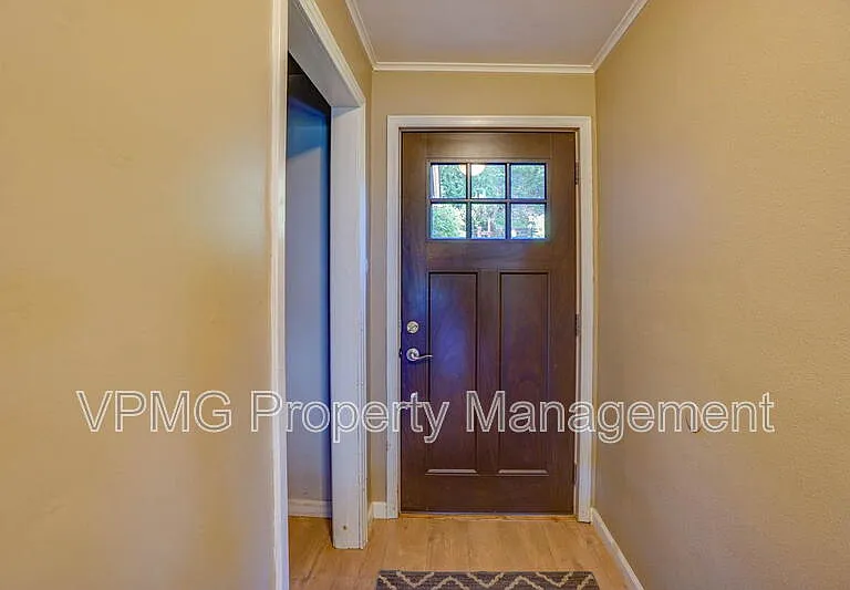 3956 Columbia Heights Rd — Photo 5