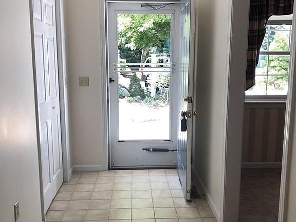 3rd image of 9 Cabot Dr