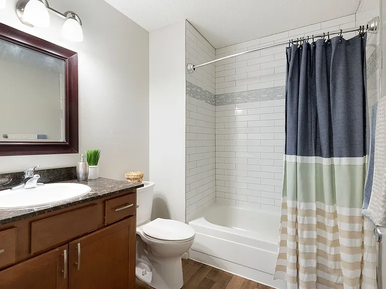 Shannon Glen Townhomes — Photo 11
