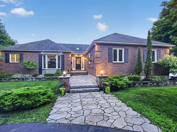 1135 Irace Dr, Augusta, ON K6V 5T1