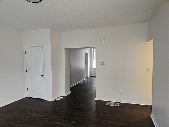 4th image of 4711 Burnet Ave