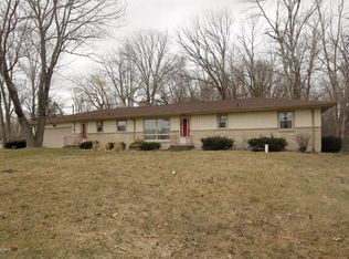 8586 Pennfield Rd, Battle Creek, MI 49017