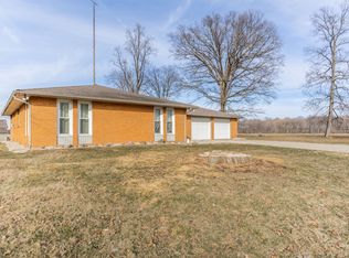 9305 S Green Way Dr, Daleville, IN