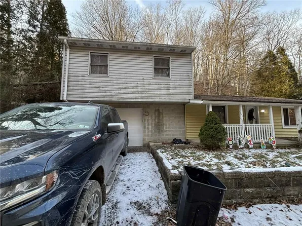 244 Spring Run Rd, Crescent, PA 15046