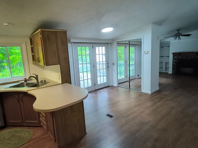 2440 Welch Rd — Photo 5