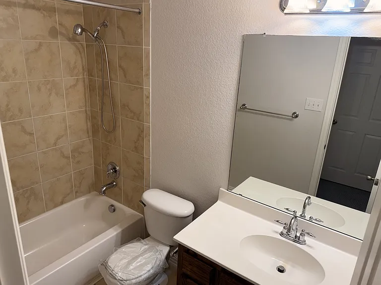 2489 Yuma Dr — Photo 37