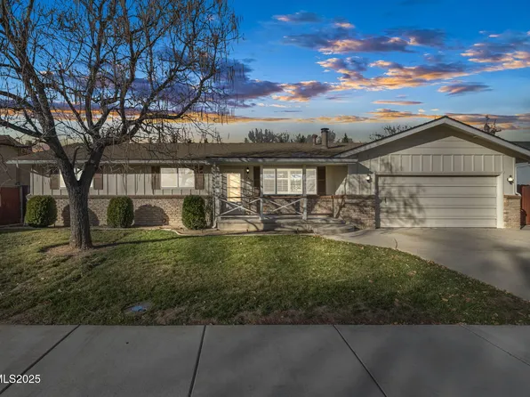 2404 Glenn Dr, Carson City, NV 89703