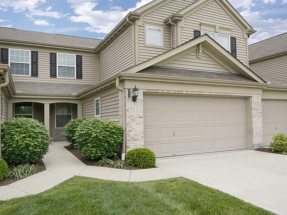 2nd image of 4578 English Oak Ct