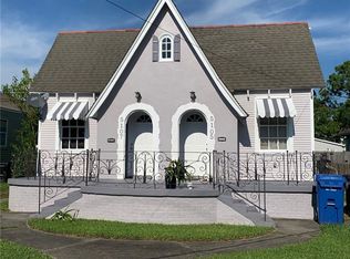 5105 Baccich St, New Orleans, LA 70122