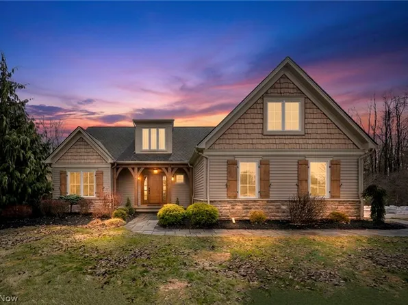 11295 Sutton Pl, Chardon, OH 44024