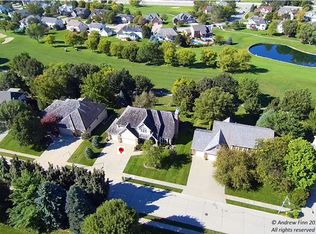 1305 Reeve Dr, Papillion, NE 68046