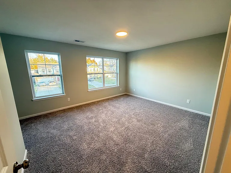 11161 Wood Ave — Photo 7
