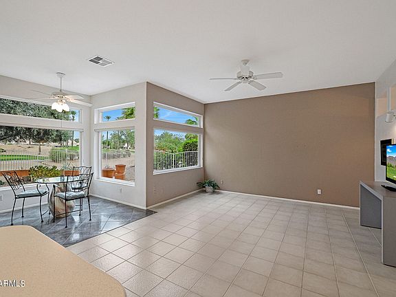 4th image of 22619 N ROBERTSON Drive