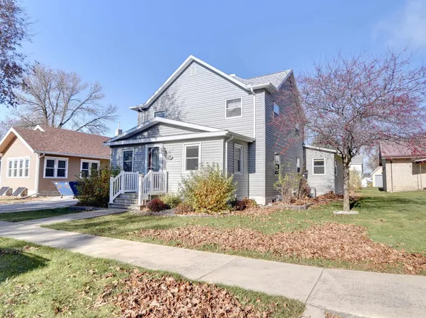 706 2nd Ave, Armstrong, IA 50514
