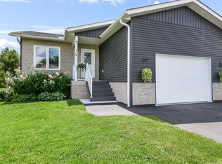 16 Williams Dr, Bancroft, ON K0L1C0