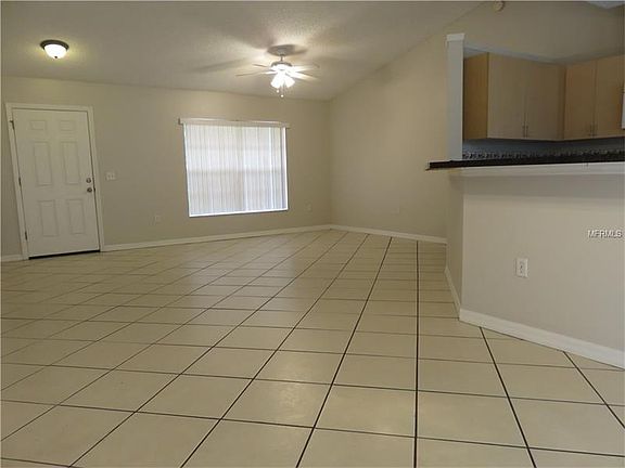 4th image of 1639 Farley Ct