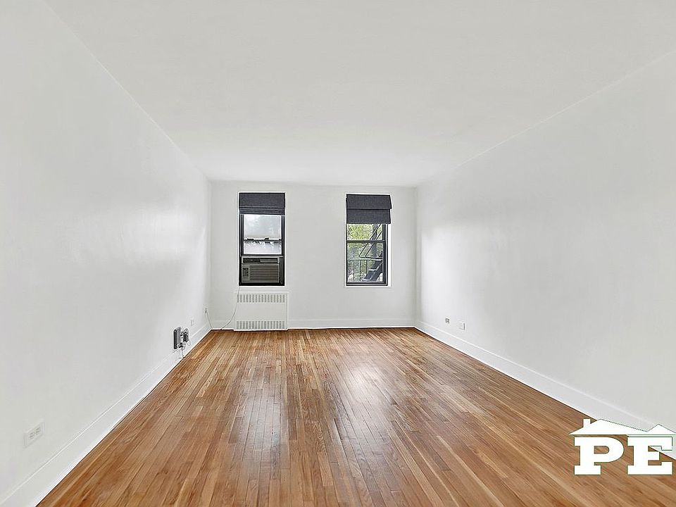 ★美品★AP STUDIO　L'Appartement BABA Vネック AP STUDIO（アパルトモンLAppartement BABA Vネック本物