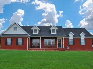 111 Cannondale Cir, Cowarts, AL 36321