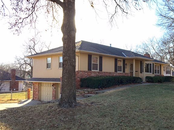 2nd image of 9230 Goddard St