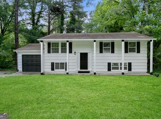 1386 Pineglen Dr, Riverdale, GA 30296