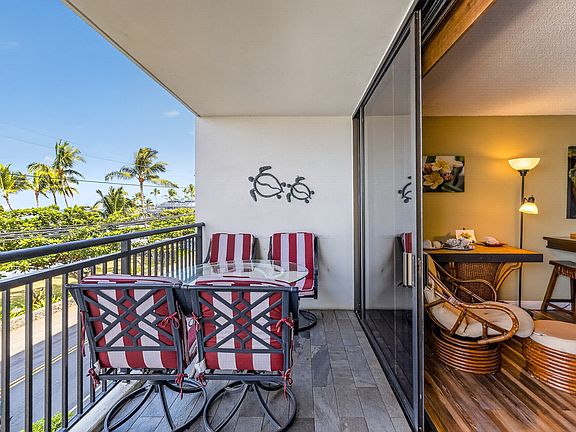 2nd image of 75-5782 Alii Dr #203