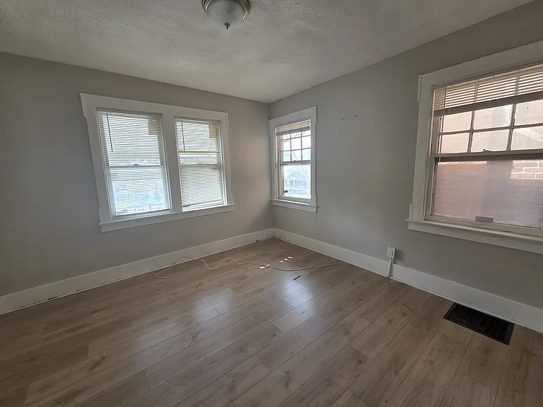 34 Blakemore Pl — Photo 7