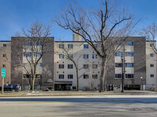 835 Ridge Ave APT 205, Evanston, IL 60202