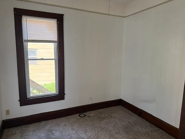406 W Sycamore St #A — Photo 7