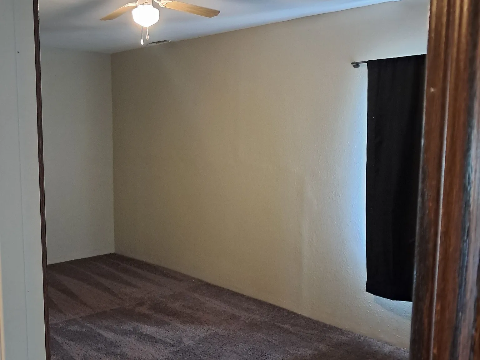 3 bed, 1.0 bath, $900 — Photo 3