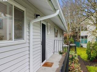 6835 SW Capitol Hill Rd APT 35, Portland, OR 97219