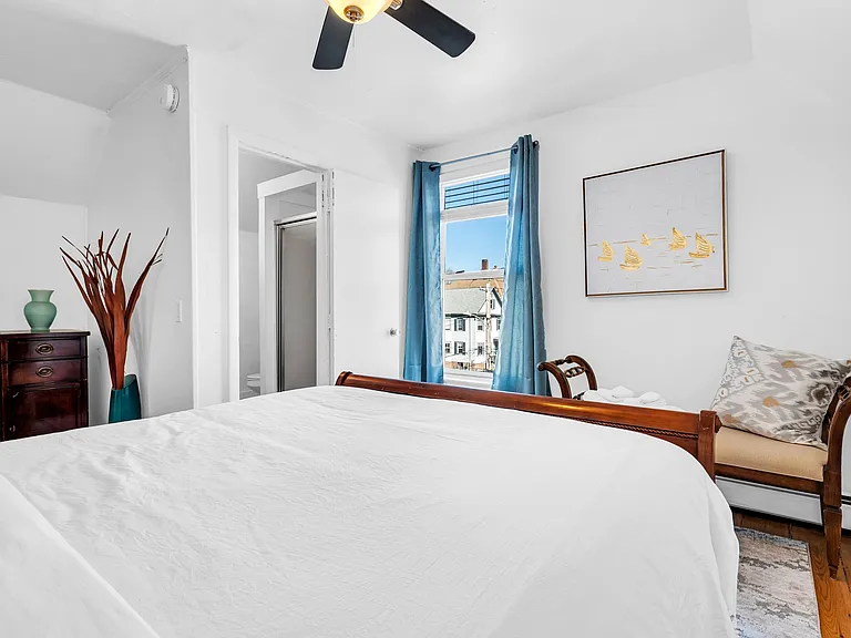 63 William St #3 — Photo 31