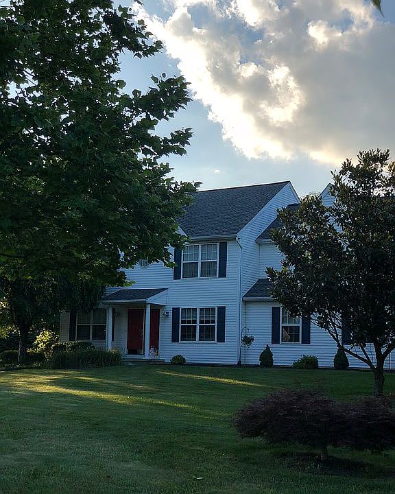 2nd image of 416 Benjamin Wright Dr