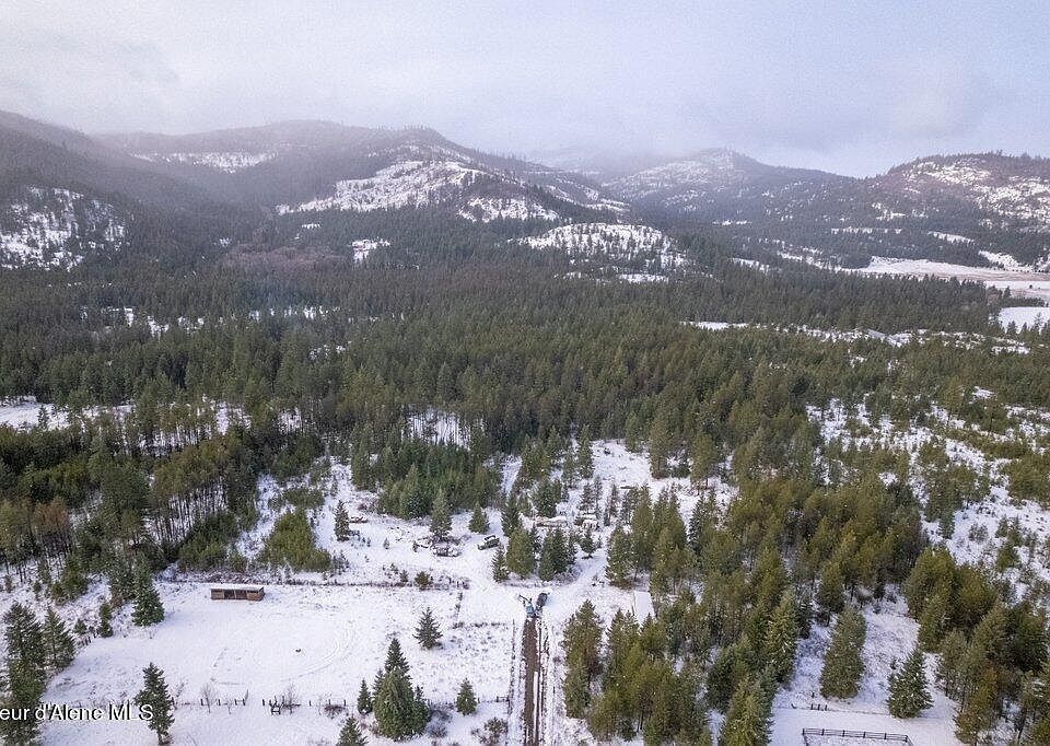 1st image of 388 Walden Ln
