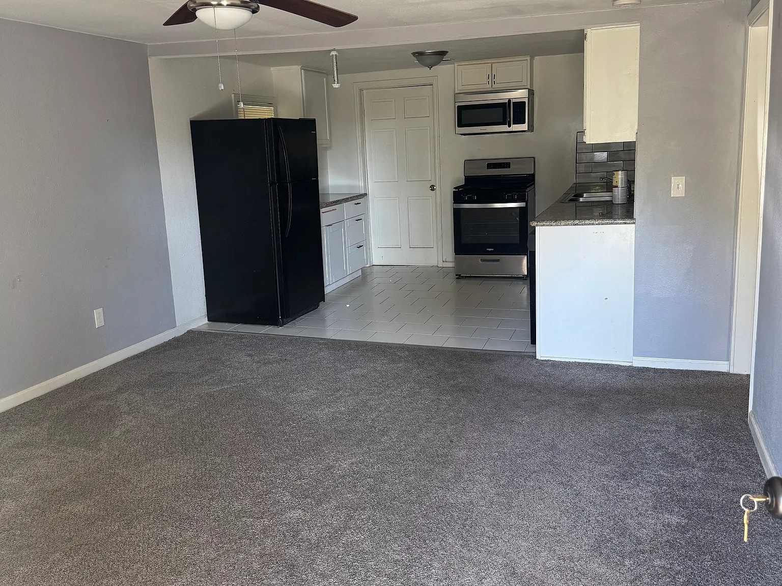 2 bed, 800 sqft, $1,100 — Photo 4
