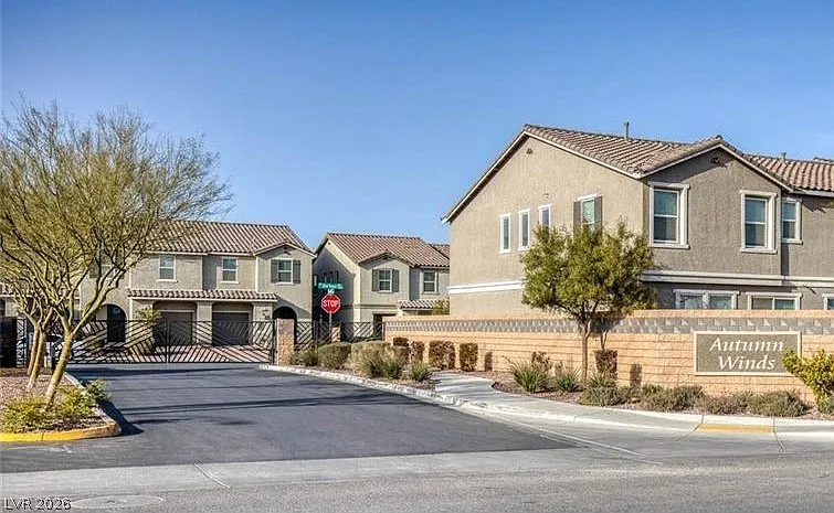 3 bed, 2.5 bath, 1510 sqft, $1,800 — Photo 1
