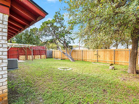 4th image of 1306 Glenda Dr #B