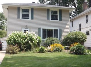 1924 S Lowell Ave, Springfield, IL 62704