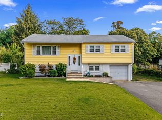 1472 Nevada Dr, Toms River, NJ
