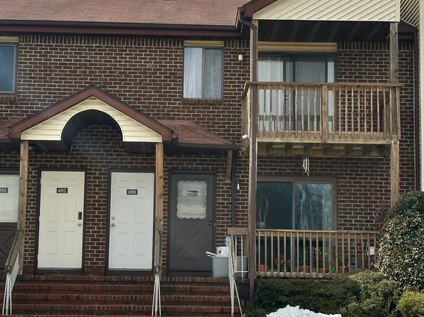 4909 Boice Dr, North Brunswick, NJ 08902