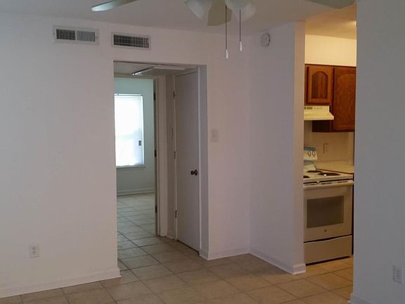 4th image of 3110 Edenborn Ave APT 317