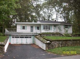 4 Carol Ann Ave, Smithfield, RI 02917