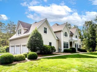 23 Jacobs Ln, Bethel, CT 06801