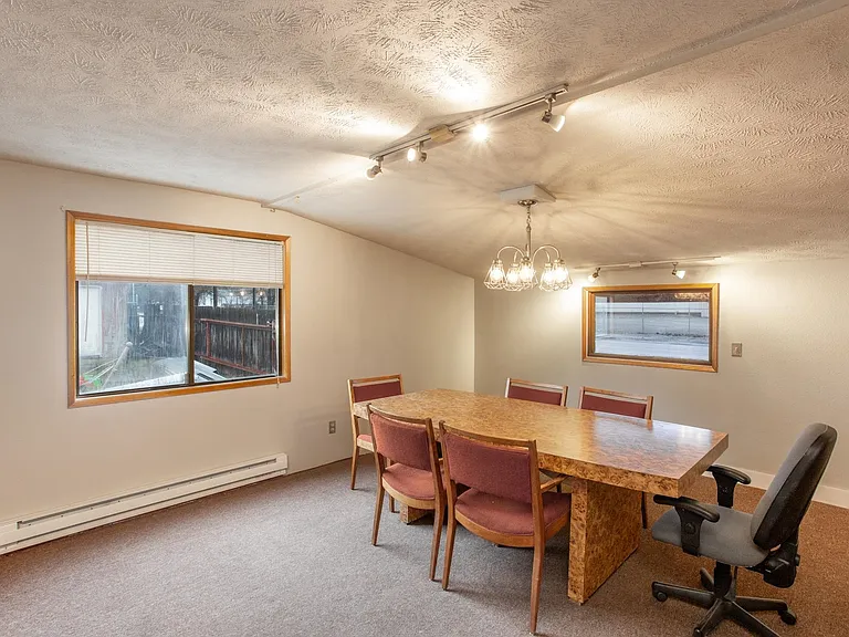10623 E Montgomery Dr — Photo 16