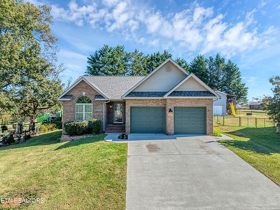 4th image of 115 Seneca Cir