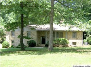 3643 Altadena Dr, Vestavia, AL 35243