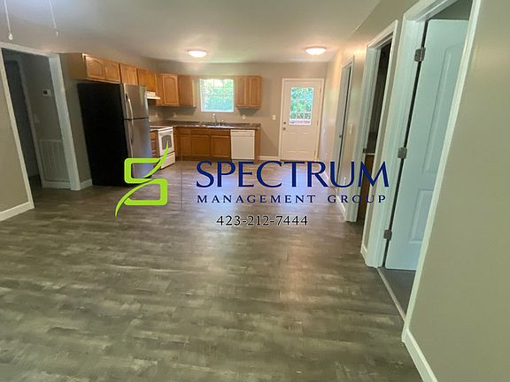 3rd image of 531 Shellbark Rd