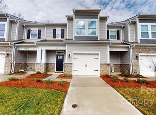 139 Creekview Rd, Hendersonville, NC 28791