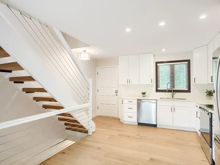 3368 Hickok Pl — Photo 10
