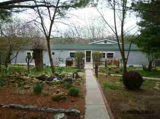 10207 High St, Bernard, IA 52032